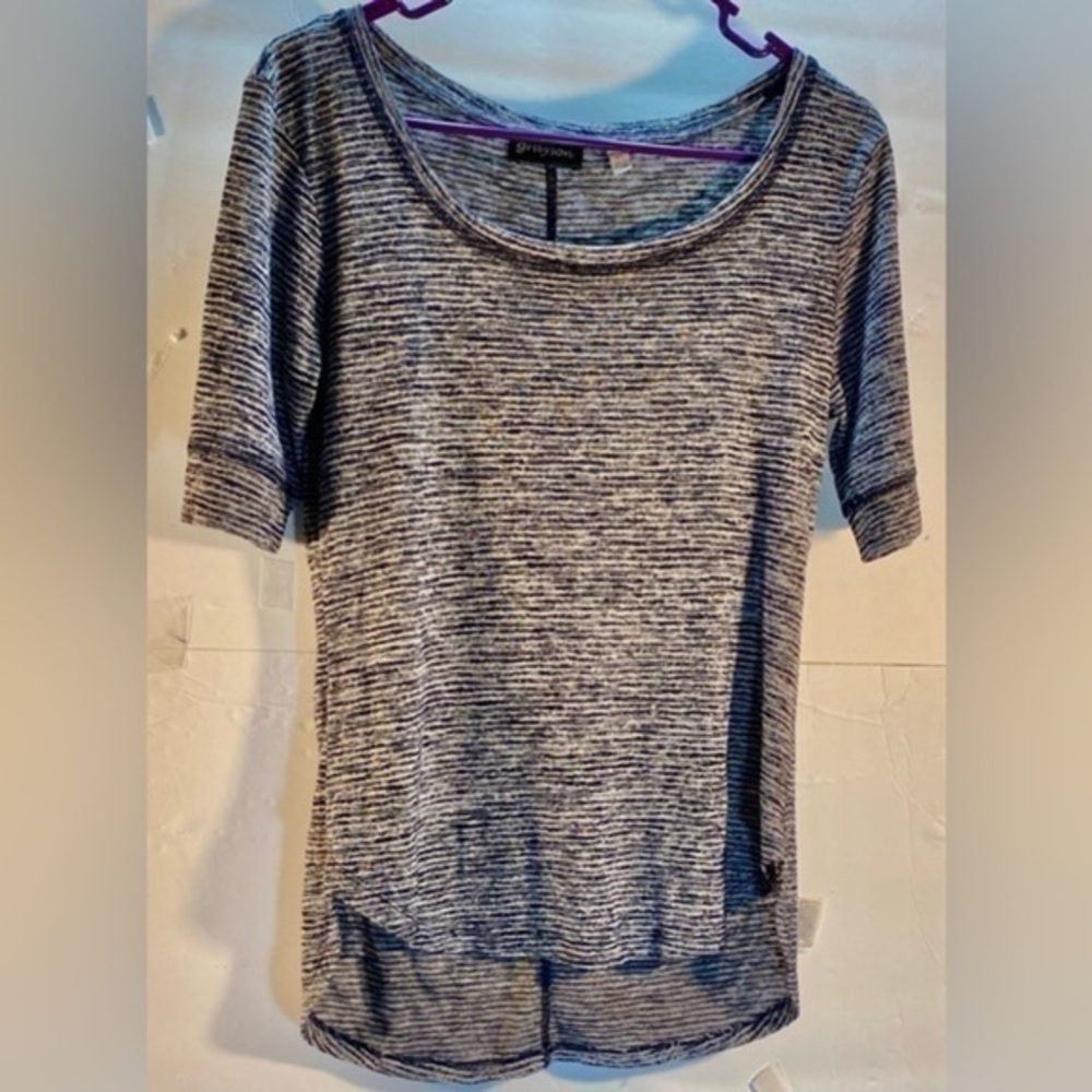 Grayson black and white stripes 1/4 sleeves tees